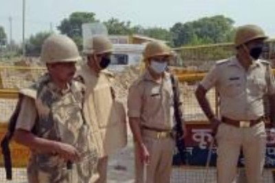 Man Who Sent Bomb Threat to RSS Offices in Lucknow, Unnao Over WhatsApp Detained in Tamil Nadu