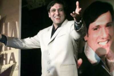 Govinda sizzles at Bhojpuri Film awards
